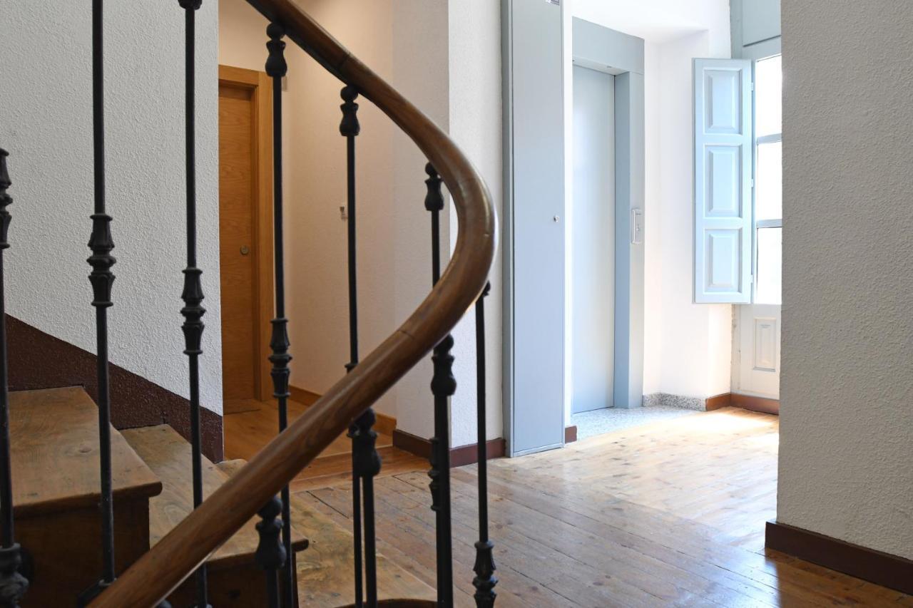 Housingleon - Apartamentos Fauno Astorga Bagian luar foto