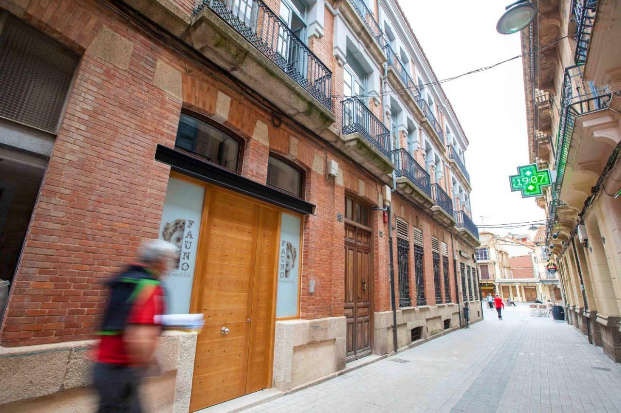 Housingleon - Apartamentos Fauno Astorga Bagian luar foto